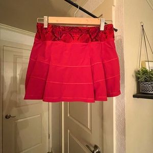 Lulu Lemon Tennis Skirt- Red, Size 4